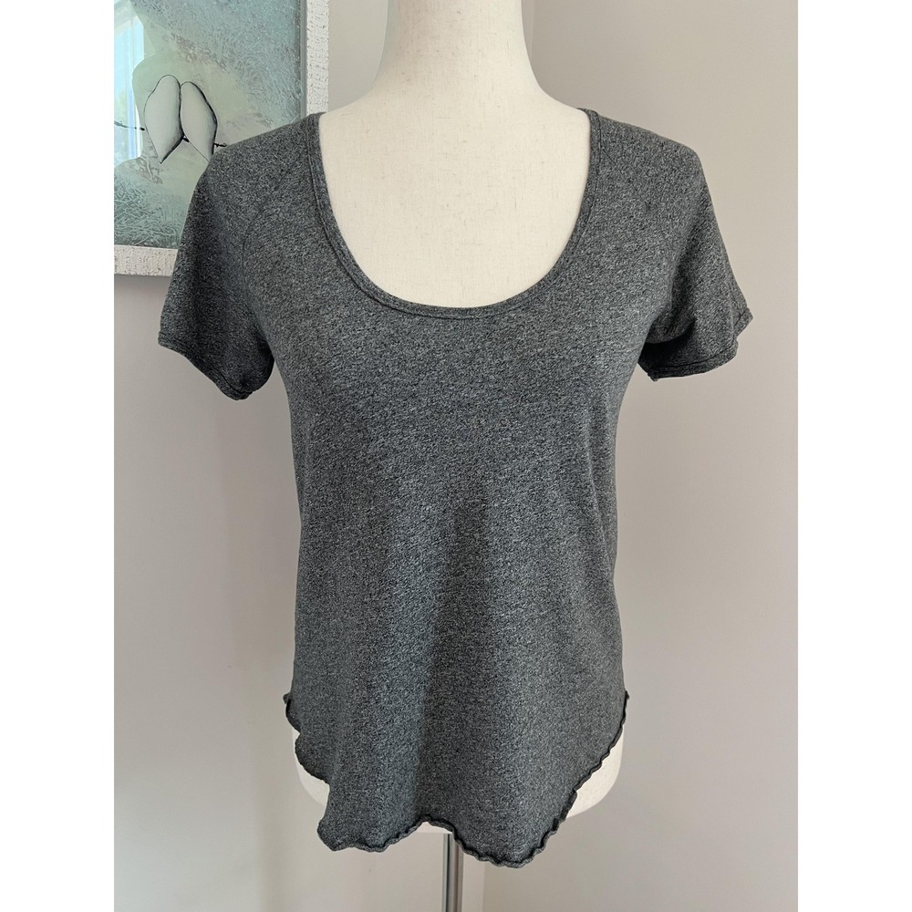 Wilfred Aritzia Top Women Small Gray Scoop Neck Basic Tee Pima Cotton Minimalist